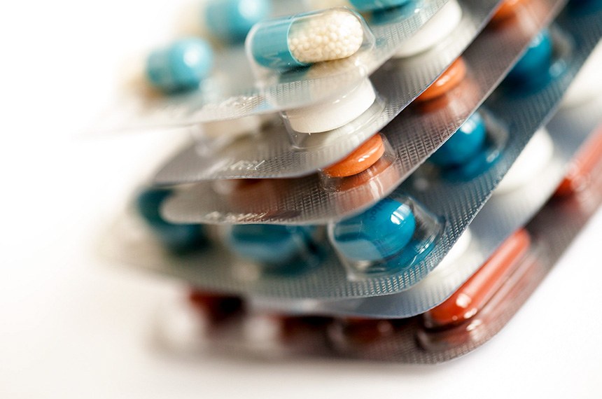Venda de remédio sem prescrição médica será discutida na CAS