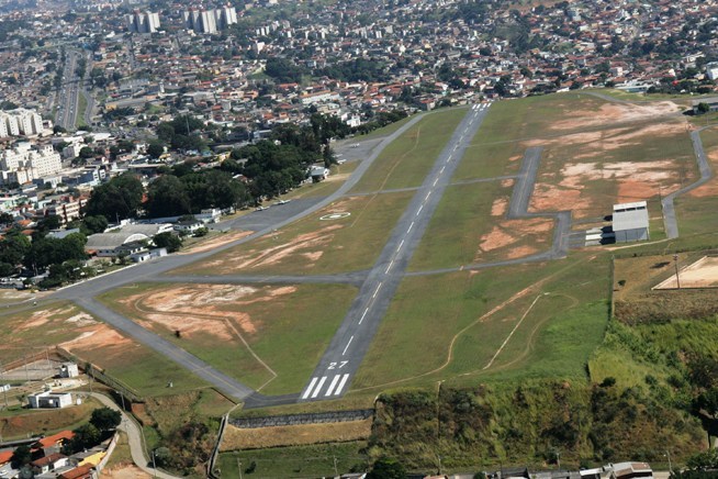 Aeroporto Carlos Prates: valor para reparar danos na superfície não deve ultrapassar R$ 200 mil