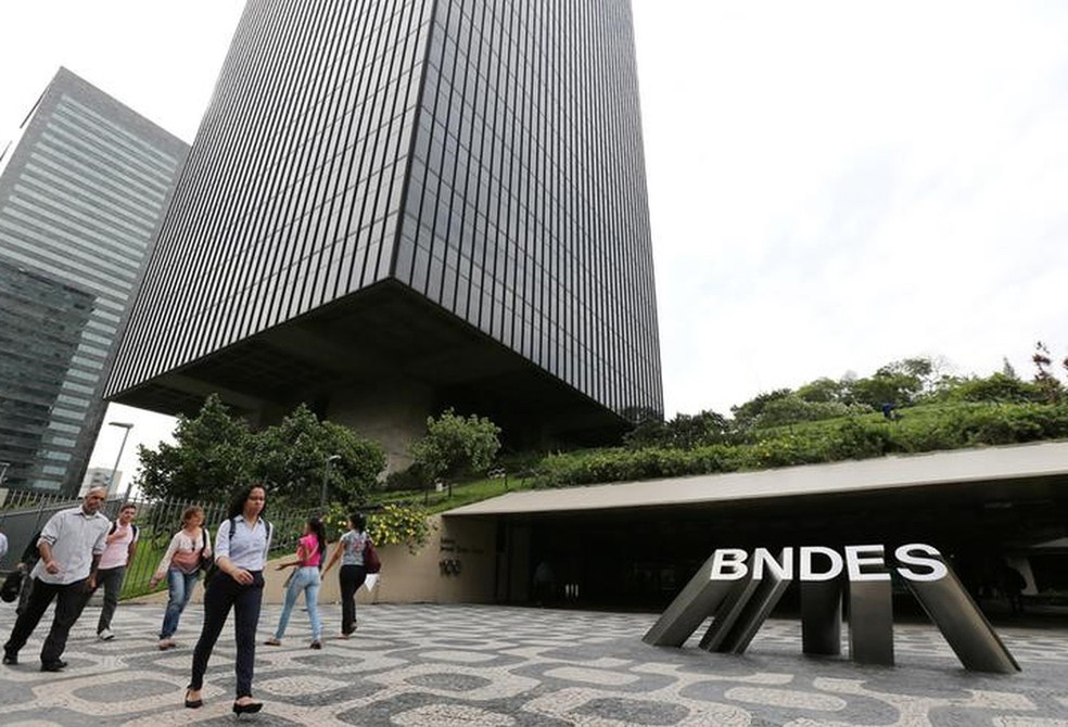 CAE vota projeto que proíbe que BNDES financie projetos estrangeiros