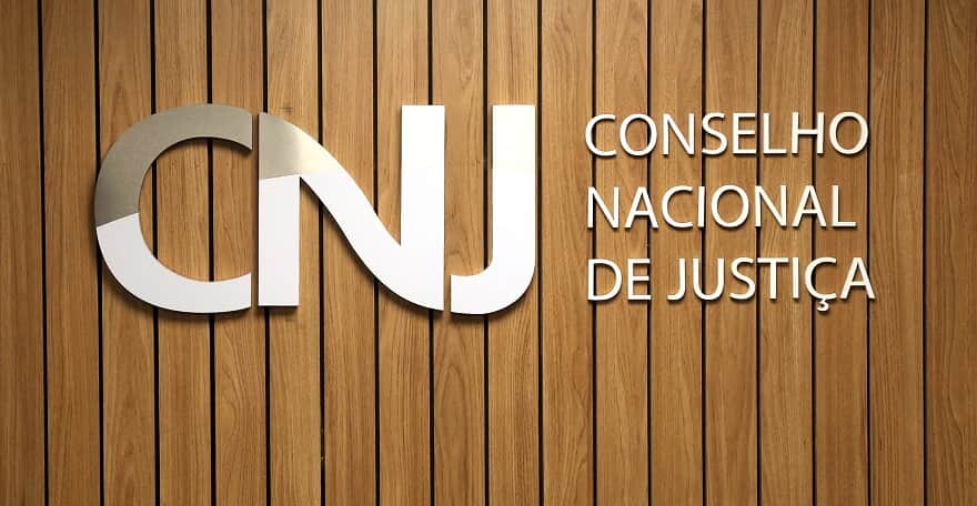 CNJ manda tribunais retomarem audiências de custódia presenciais