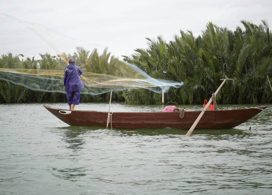 Empresas pesqueiras de Santa Catarina devem treinar tripulantes para operações de salvamento