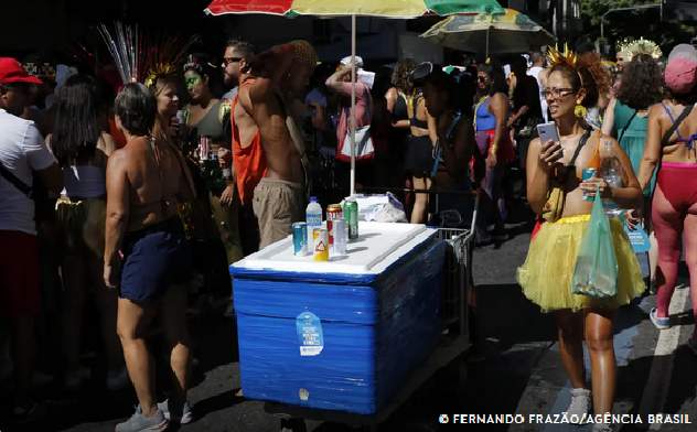 Saiba como se prevenir dos golpes financeiros no carnaval