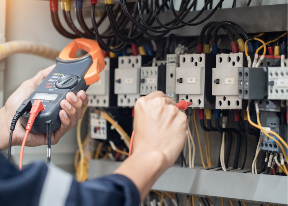 Eletricista será indenizado pela União após ter MEIs abertas ilicitamente em seu nome